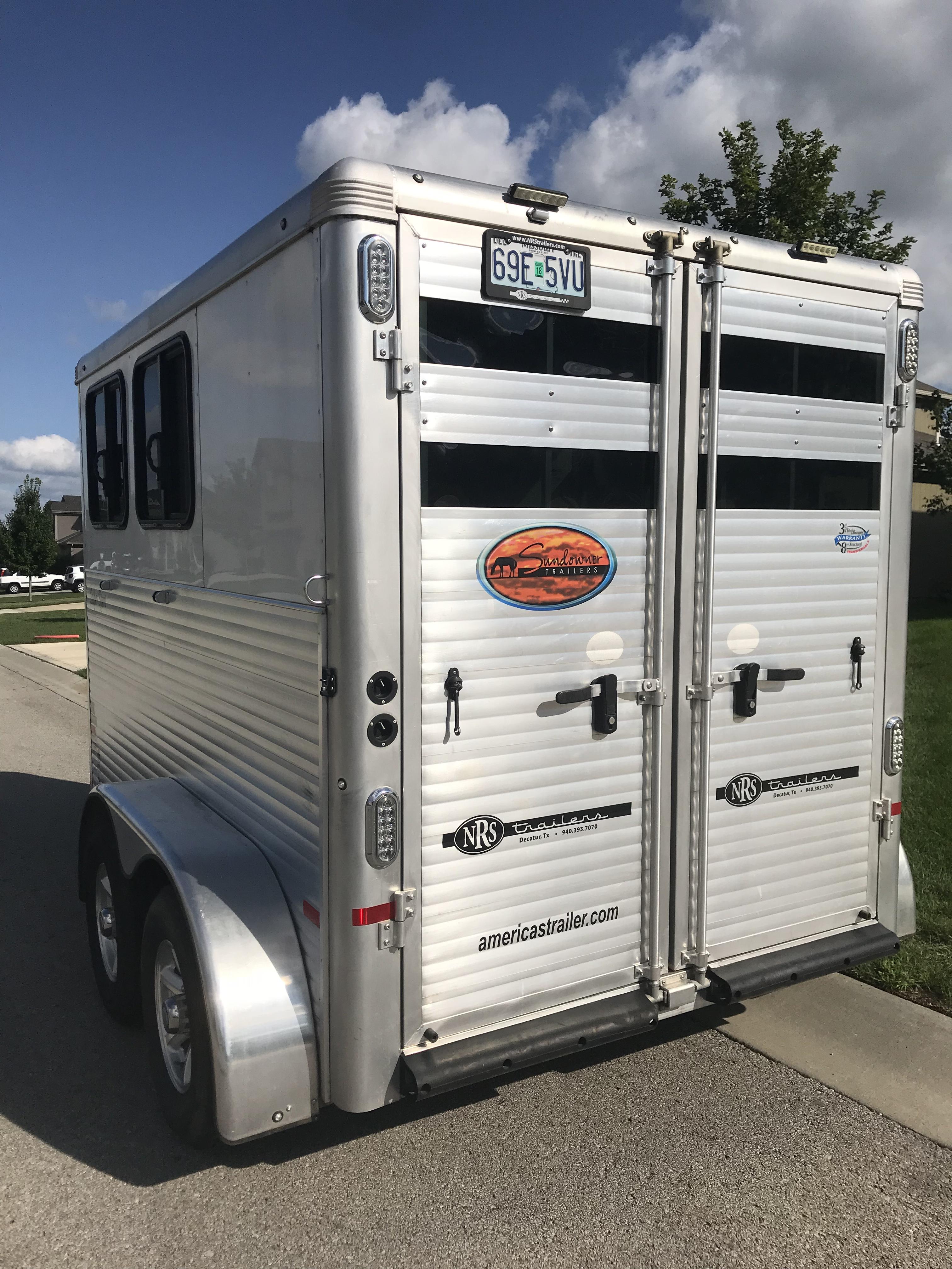 Used Sundowner Horse trailers for sale in MO