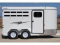 2 Horse Bumper Pull Horse Trailer with Rounded V