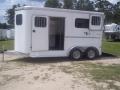 2 HORSE TRAILER W/DROP DOWN FEED DOORS AND WINDOWS