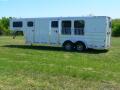 2 HORSE GN W/FRONT DRESSING ROOM AND REAR TACK