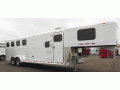 4 horse gooseneck with living quarters and double rear door
