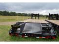 20ft Gooseneck Flatbed Self Cleaning Dovetail