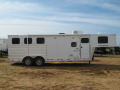 3 Horse Trailer with Full Living Quarters