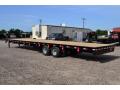 40ft Gooseneck Flatbed Trailer w/Pull Out Ramps