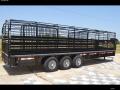 Black 28ft Gooseneck Cattle Trailer w/Bull Package