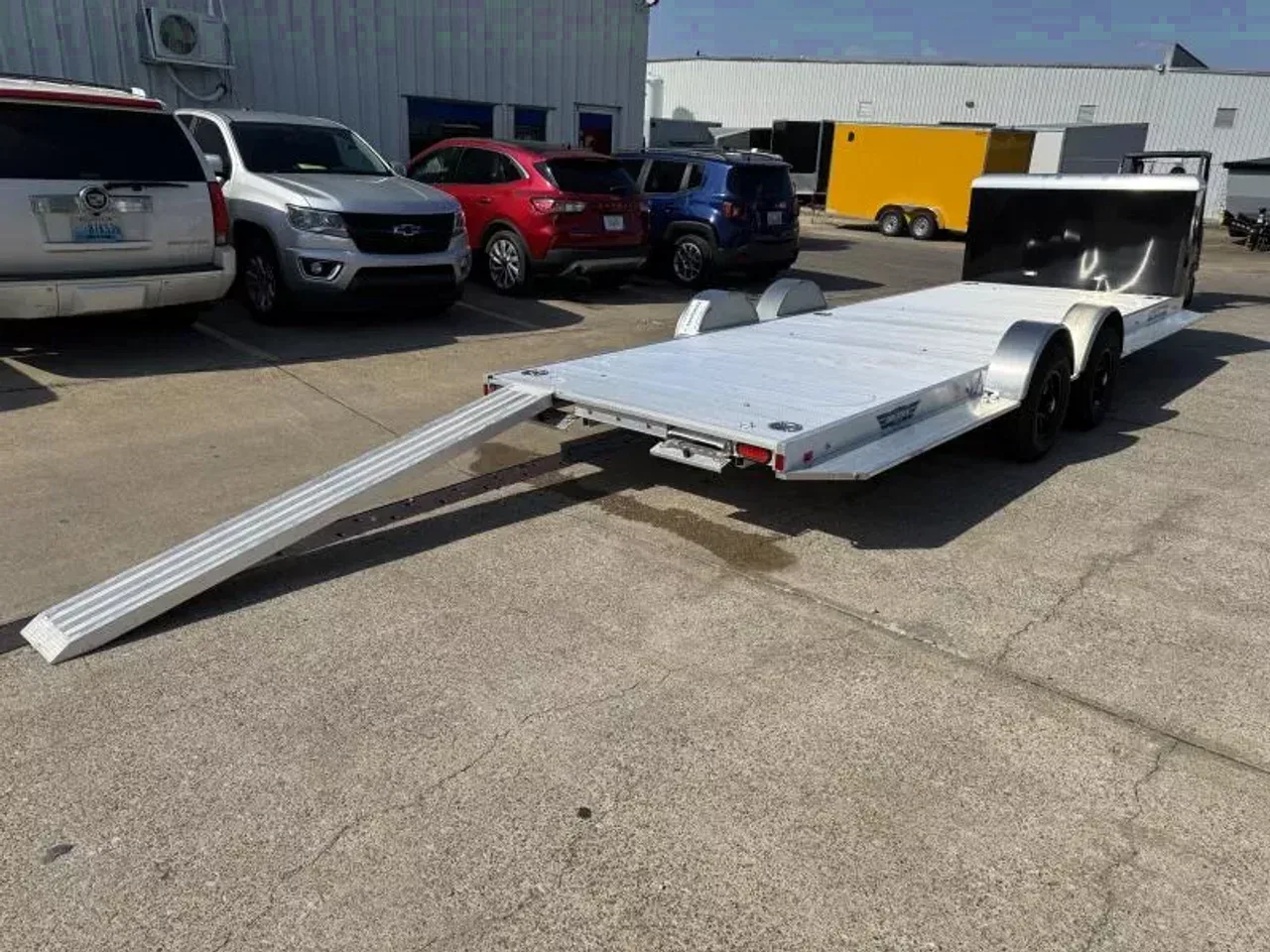 305638 - 2026 Aluma 82" x 22' Slide-in Ramps Car Hauler (2)5200# Axles Car Hauler Trailer