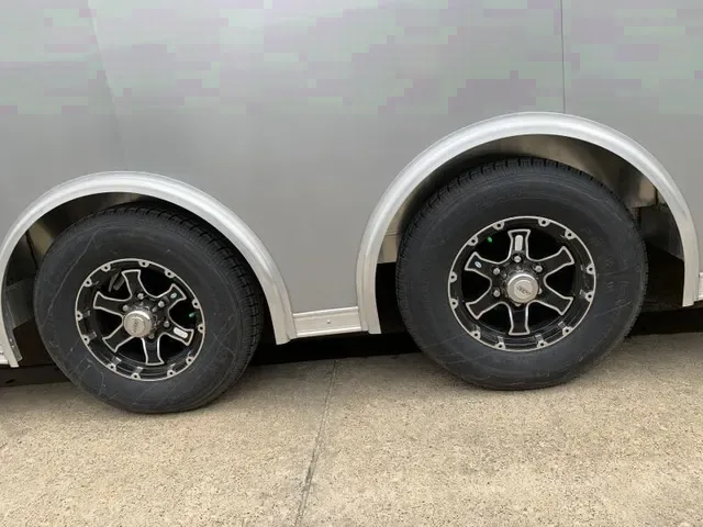 2022 Bravo Silver Star Aluminum 8.5 x 24 Auto Trailer - Bowling Green, KY