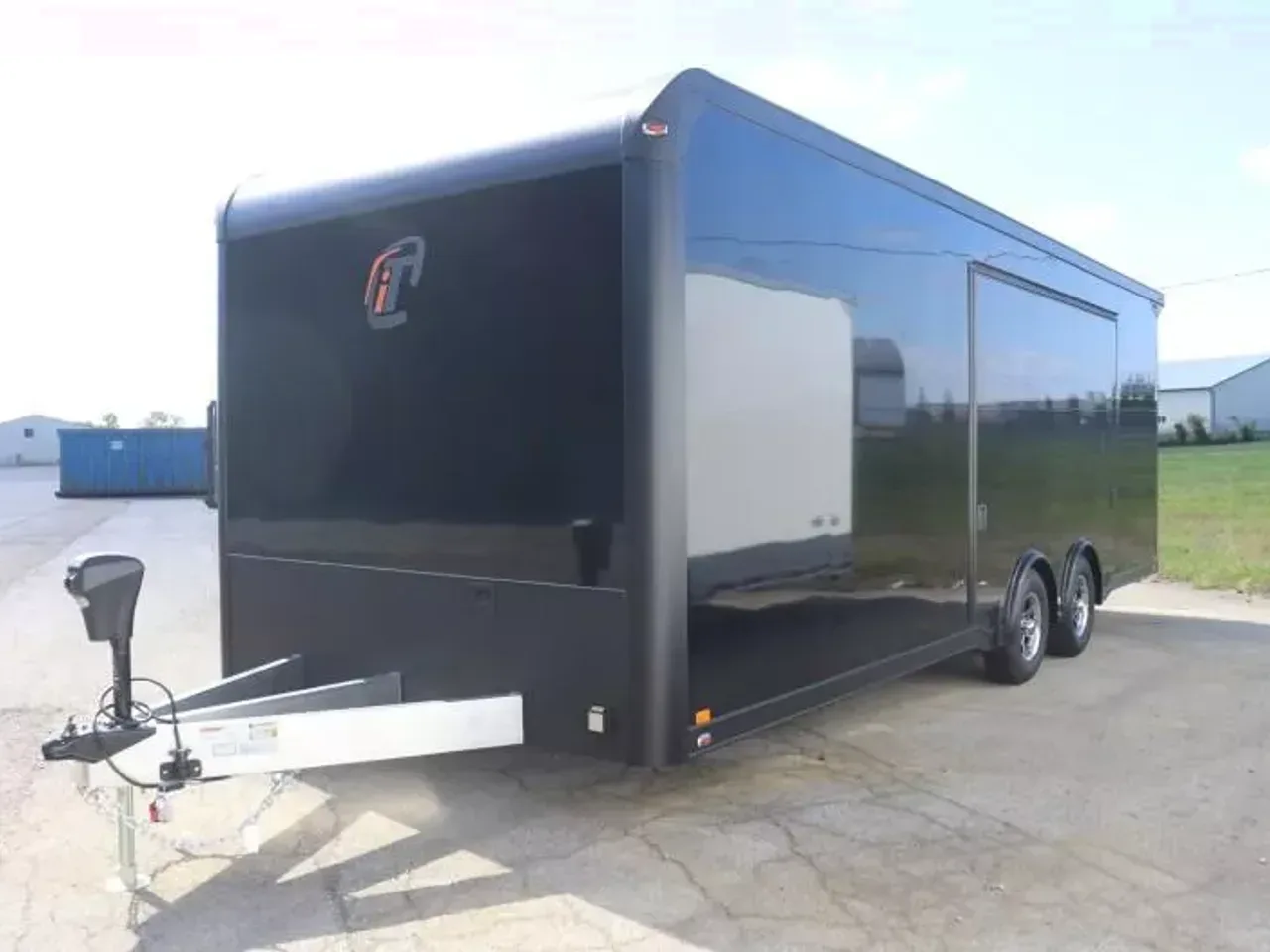 021861 - 2026 inTech 8.5' x 24' Car / Racing Trailer Car Hauler Trailer