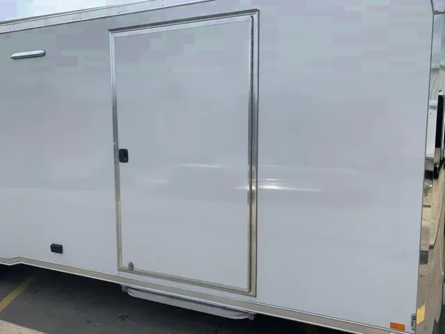 2022 inTech 8.5 x 28 Full Access Door Auto Trailer