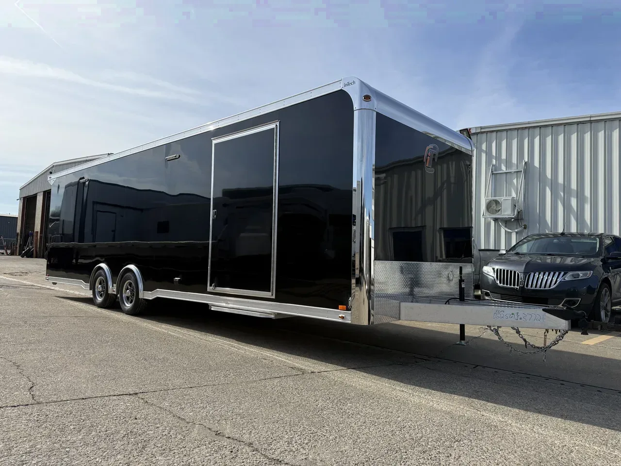 022561 - 2026 inTech 8.5' x 28' Car / Racing Trailer Car Hauler Trailer