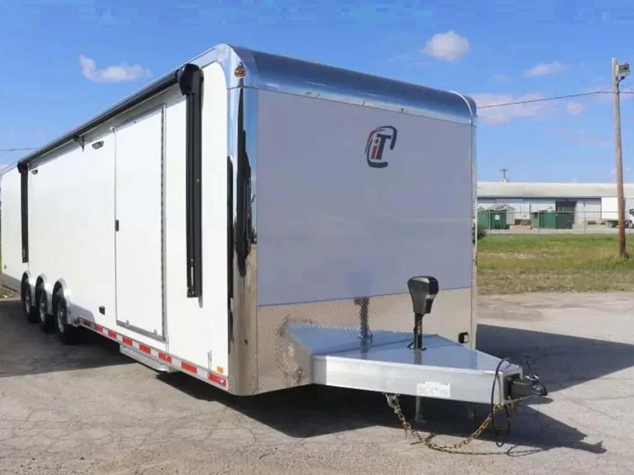 023335 - 2026 inTech 8.5' x 32' Tri-Axle Car / Racing Trailer Car Hauler Trailer