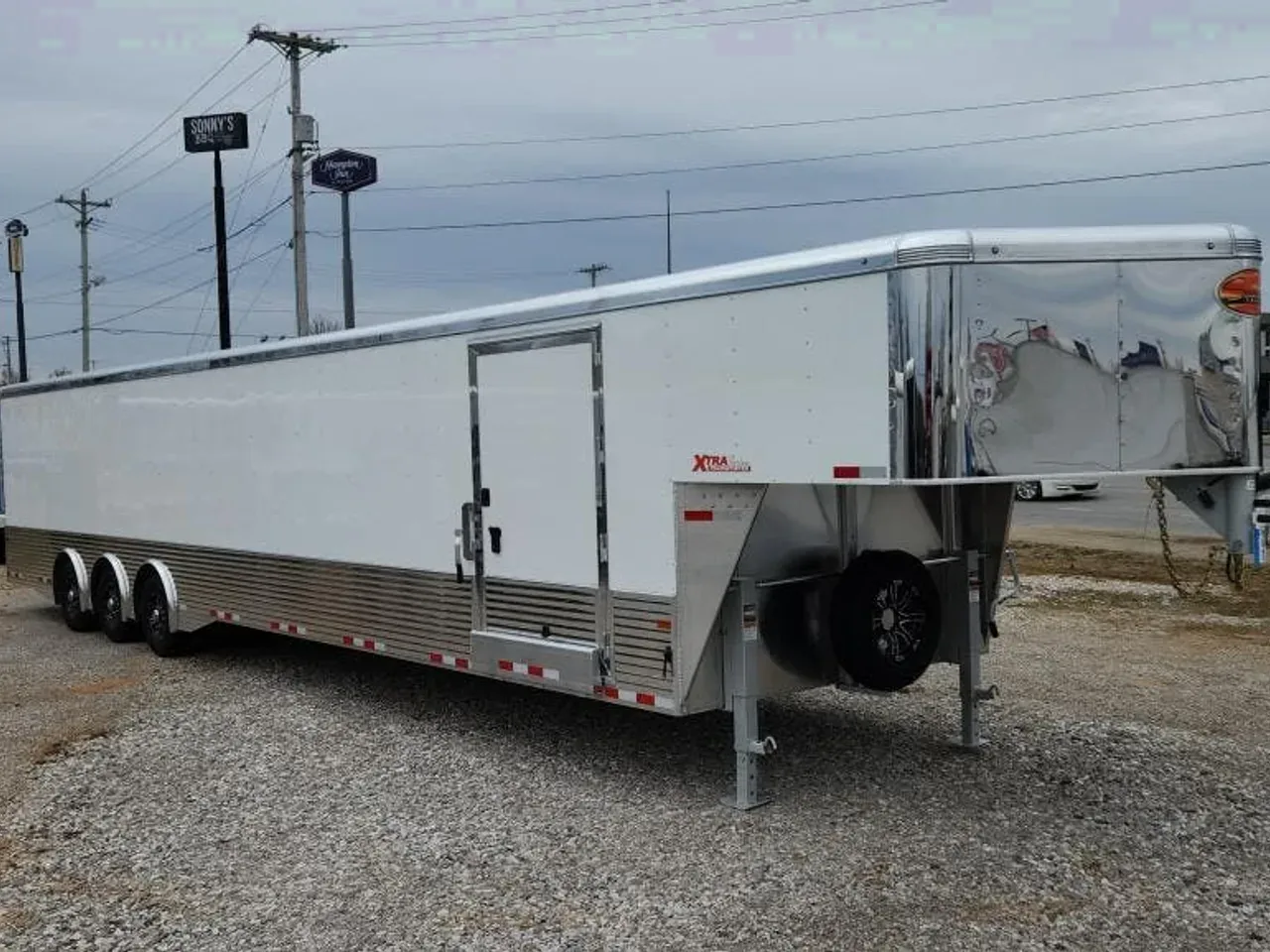 CA5483 AVAILABLE TO ORDER - 2026 Sundowner XTRA Series Transporter 8.5' x 48' O.A. Aluminum Gooseneck Car Hauler Car Hauler Trailer