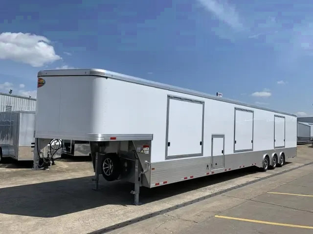 2025 Sundowner 8.5x52 Gooseneck 3-Car Enclosed Trailer - Bowling Green, KY