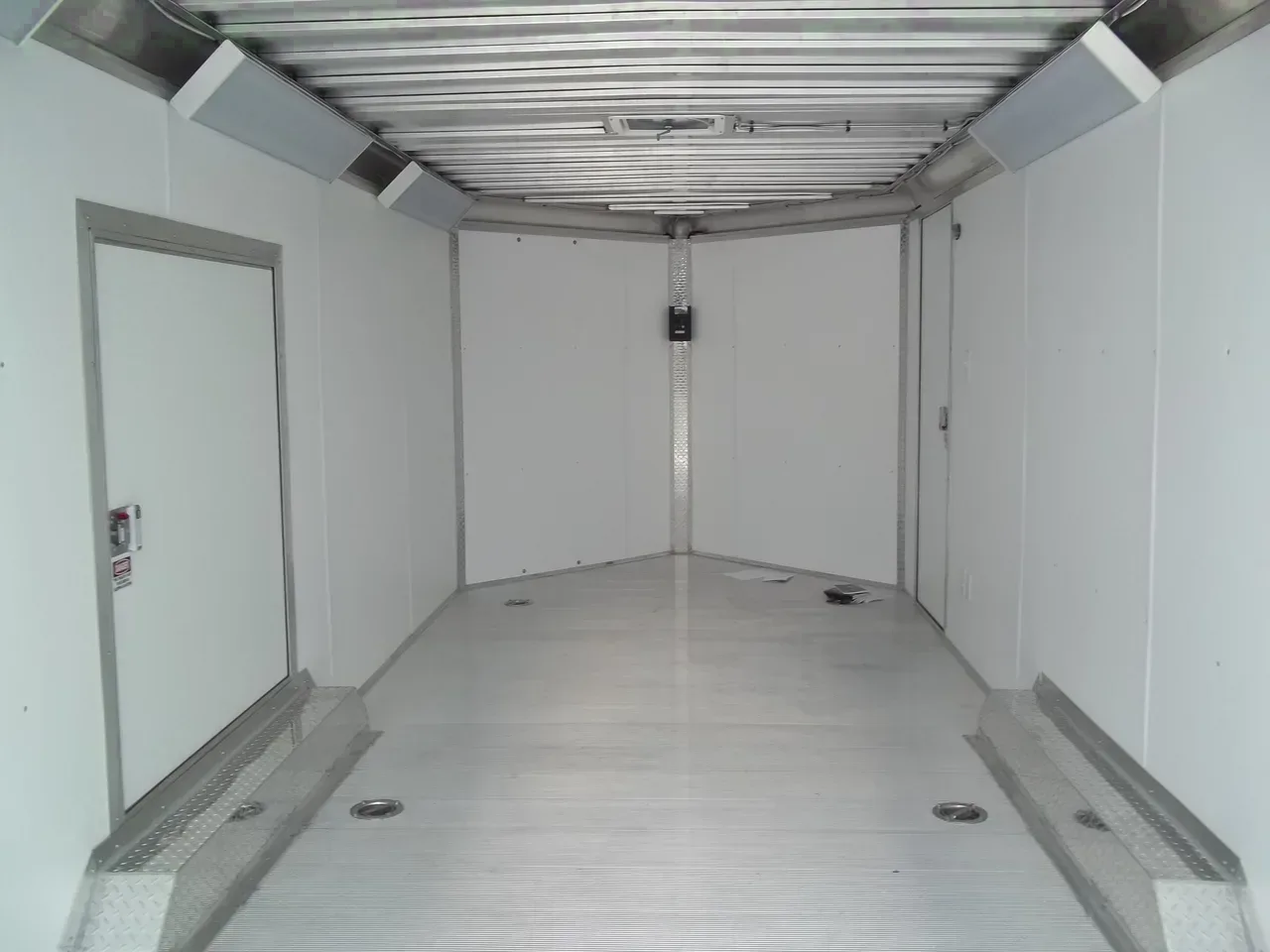 8.5x20 aluma enclosed cargo car trailer sport w escape