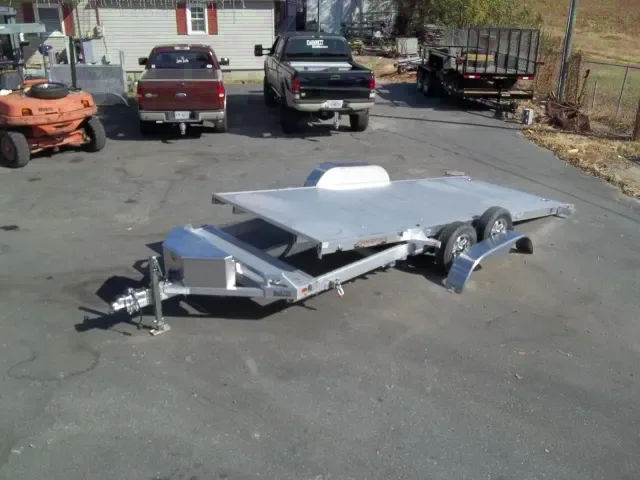 2025 Aluma Auto Trailer 82x18 - Byron, GA