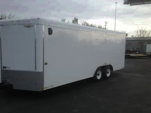 20ft v-nose car hauler-white v-nose