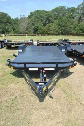 20ft Diamond Back Car Hauler with 2-3500lb Axles