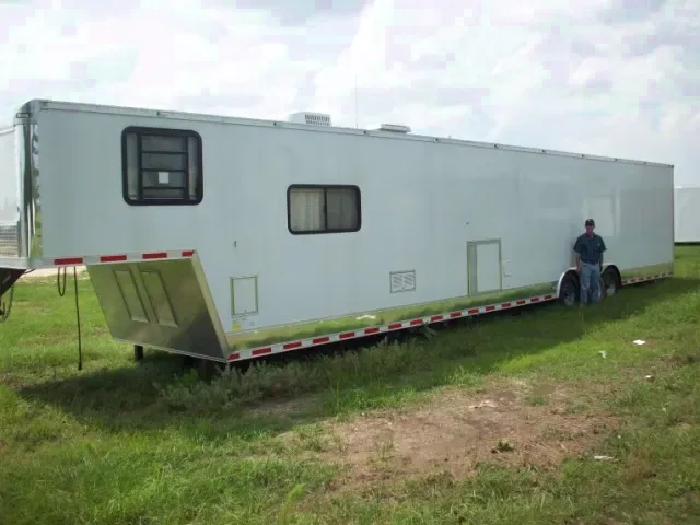 8.5X50 GOOSENECK ENCLOSED CARHAULER 2025