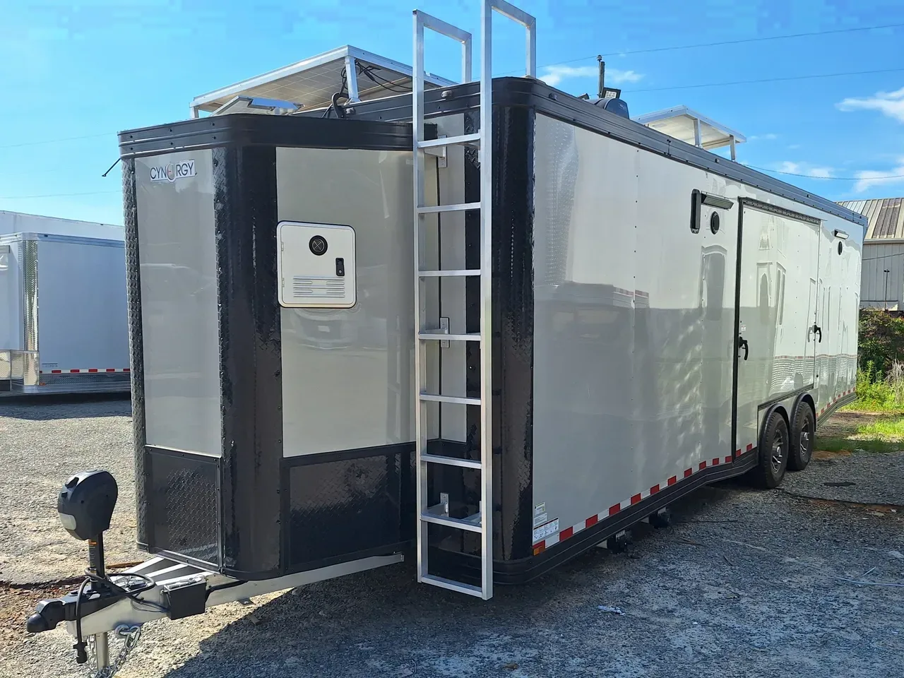 8.5X28 ALUMINUM CUSTOM ENCLOSED TRAILER