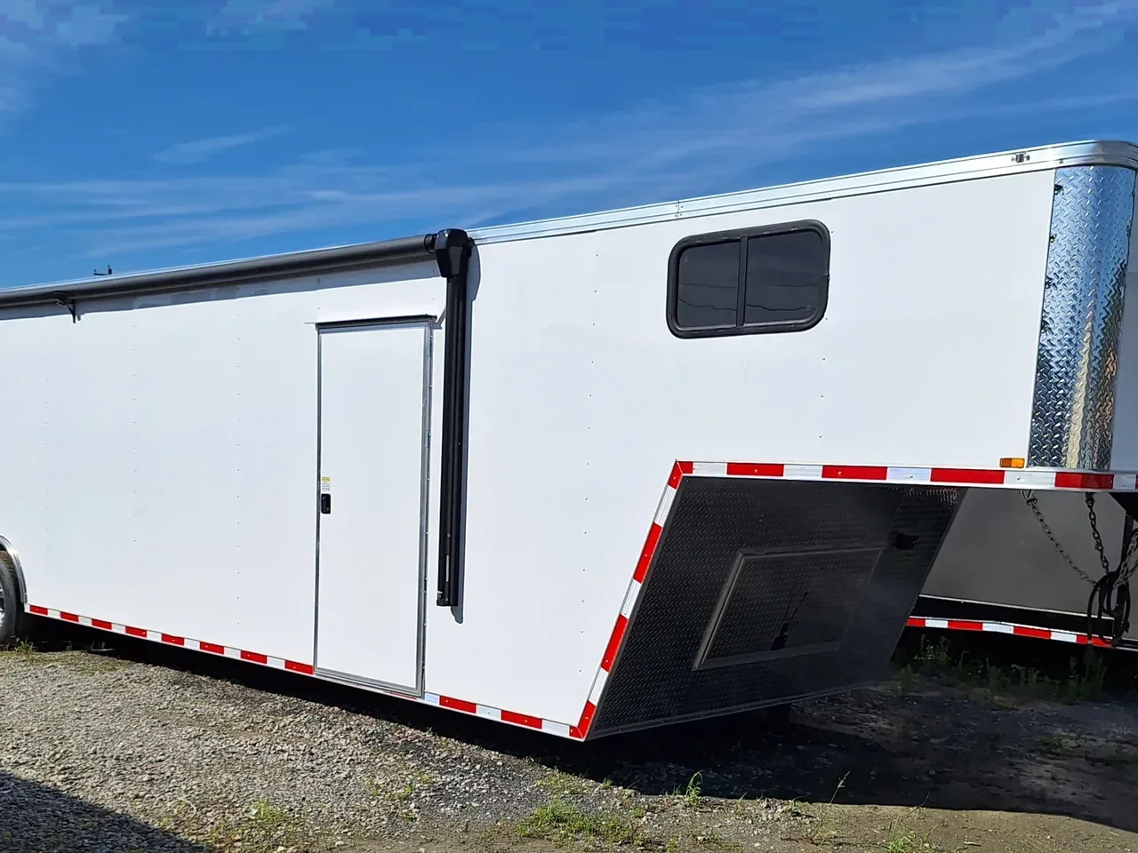 8.5x44 Gooseneck Enclosed Auto Hauler Trailer