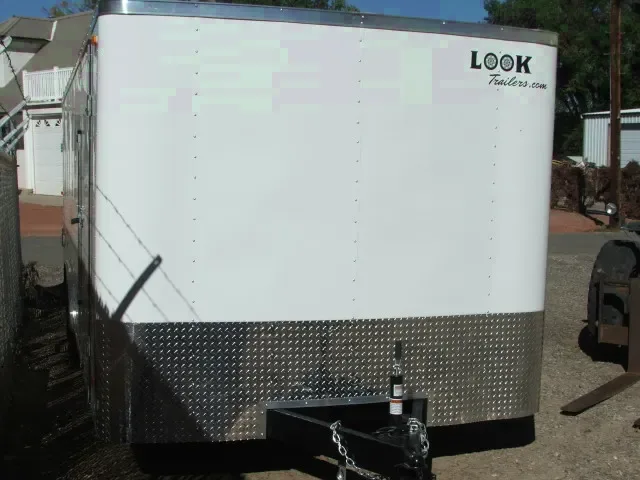 CAR HAULER 22FT WHITE FLAT FRONT
