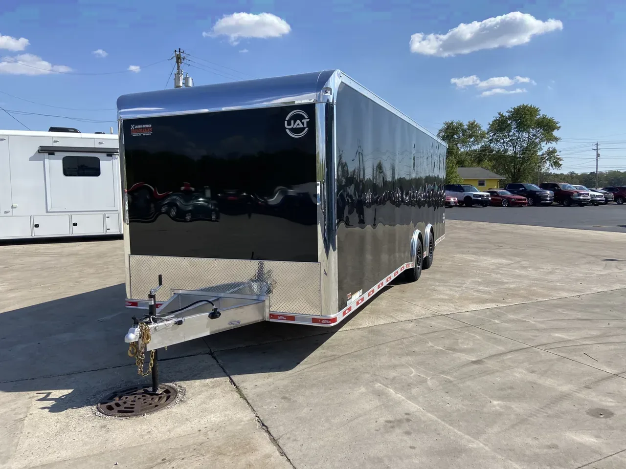 2026 United Classic Car Hauler 28'