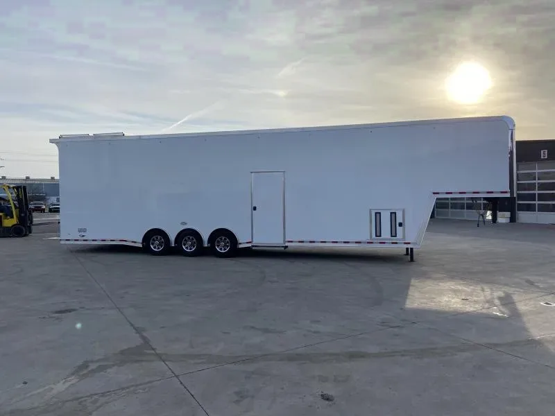 2025 United 8.5x42 Gooseneck Enclosed Sprint Car Trailer