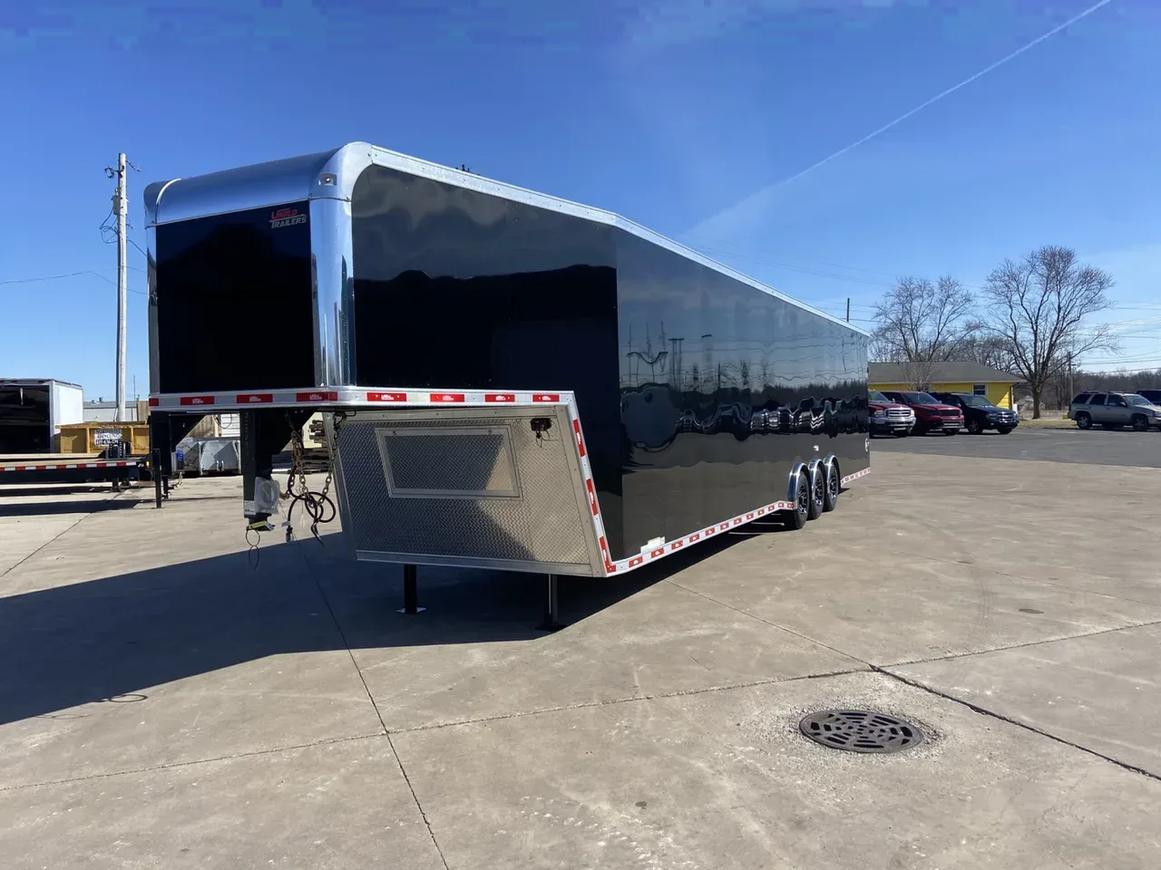 United Trailers UXGN 8.5X46 Car Hauler