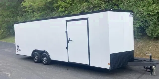 WHITE 24FT CAR HAULER W/REAR RAMP DOOR