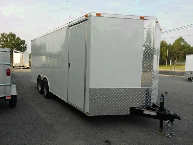 20ft White Car Hauler w/V-nose