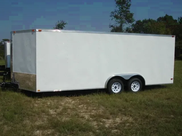 Car Hauler 26ft White V-Nose, Ramp