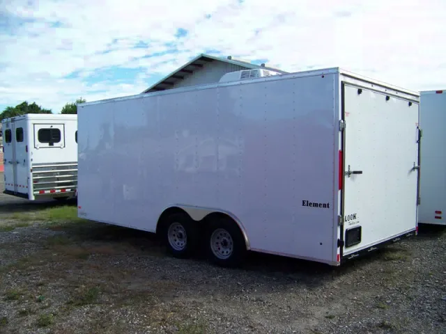 18FT WHITE CAR HAULER-WHITE WALLS AND CEILING WITH RUBBER COIN FLOORING