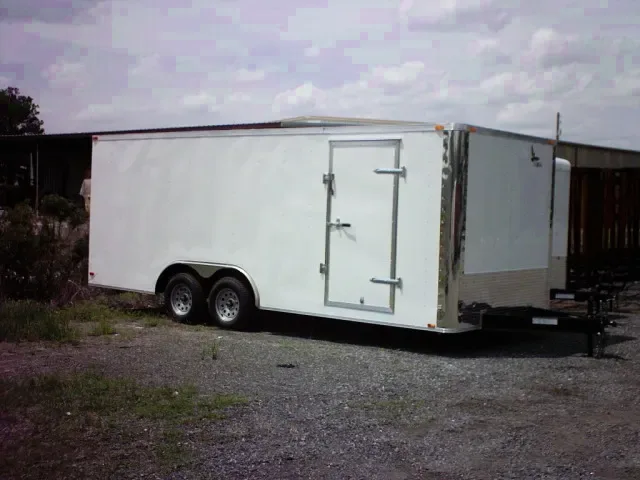24FT WHITE FLAT FRONT ENCLOSED CAR HAULER