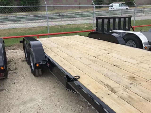 BLACK WOOD DECK 18FT CAR HAULER W/SLIDE IN RAMPS