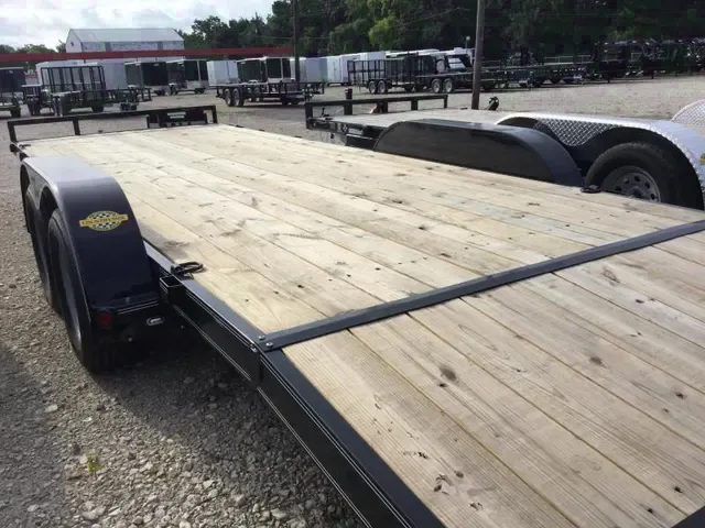 22FT CAR HAULER - DOVETAIL