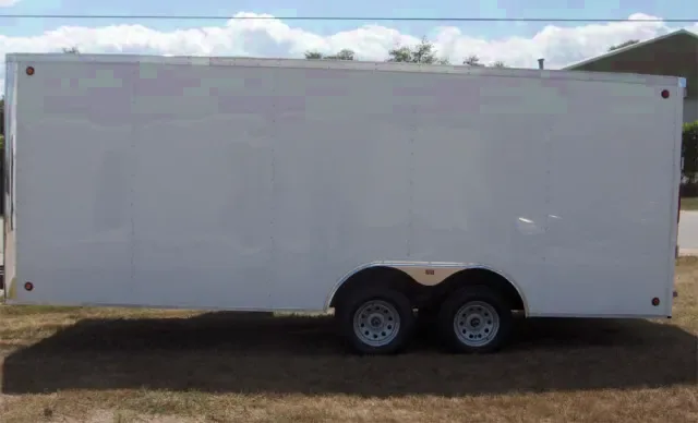 20ft enclosed car trailer - White Flat Front