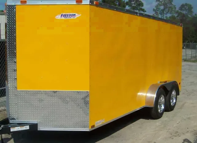 20FT YELLOW V-NOSE CAR HAULER