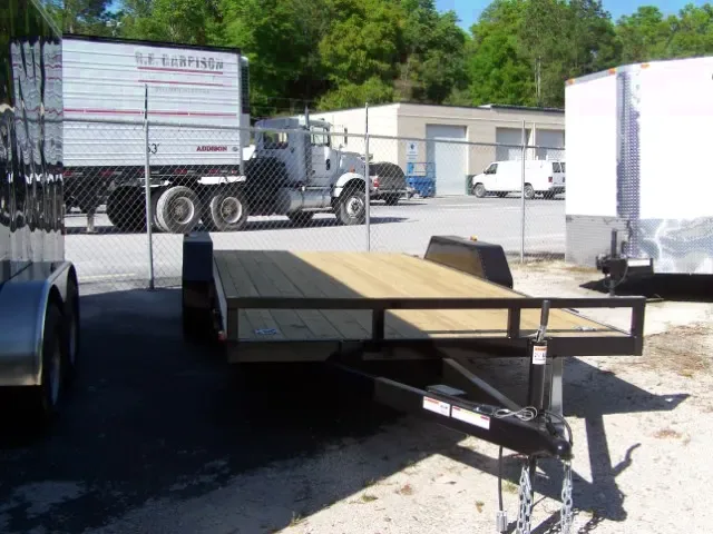 18FT CAR HAULER 2-3500LB AXLES BRAKES ON BOTH
