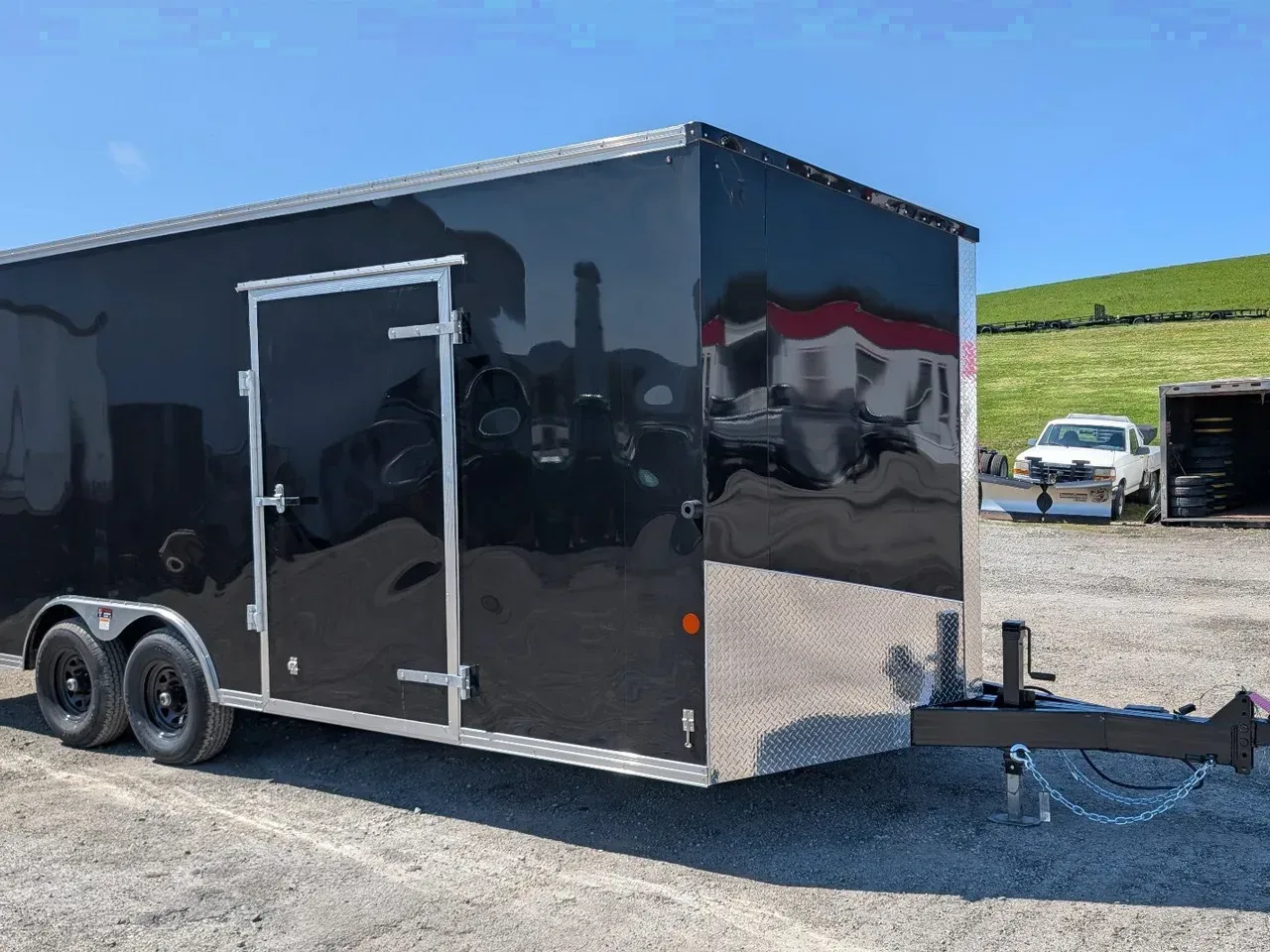 2025 Car Mate 8.5 x 20 HD Avalanche V-Nose Car Hauler w/ Ramp (9990# GVW - 84" INSIDE!!!)(PRICE DROP!!)