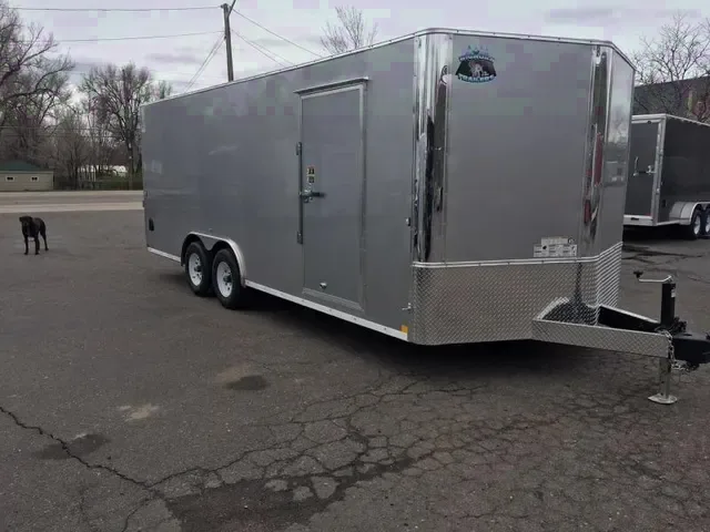 SILVER V-NOSE 20FT CAR HAULER