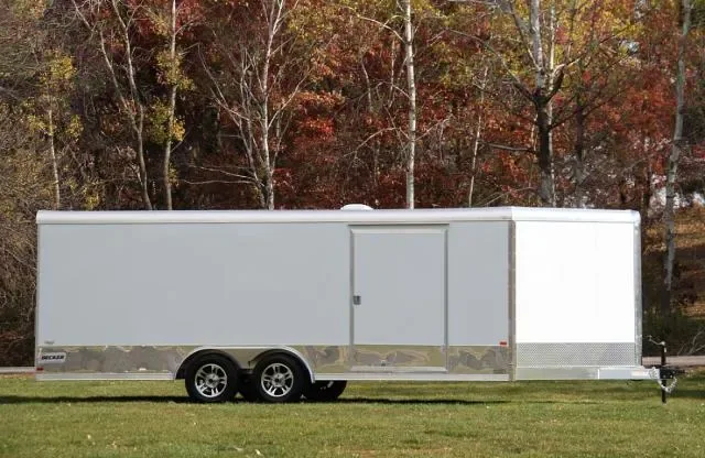 24ft Car Hauler w/ Wrap Around Diamond Plating