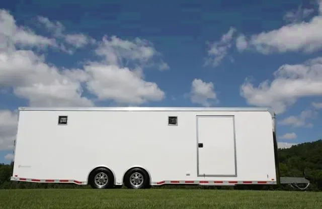 28FT ALUMINUM CAR HAULER-7 FOOT INTERIOR HEIGHT
