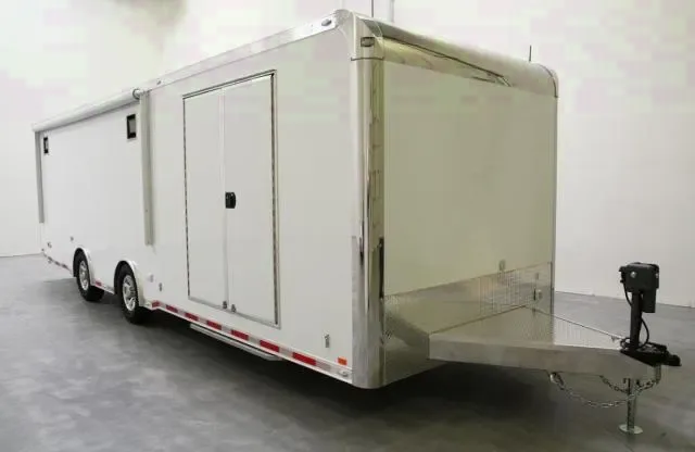 28FT WHITE FLT FRONT ALUMINUM  CAR HAULER