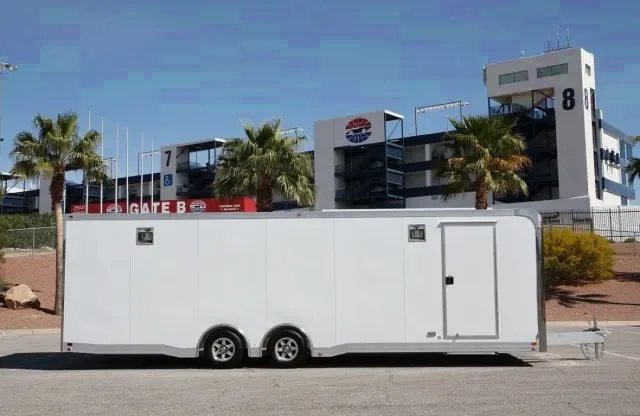 WHITE FLAT FRONT ALUMINUM 28FT CAR HAULER