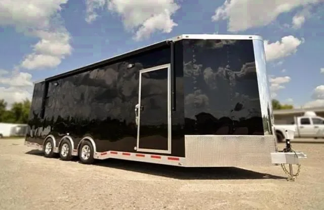 30FT BLACK V-NOSE CARHAULER