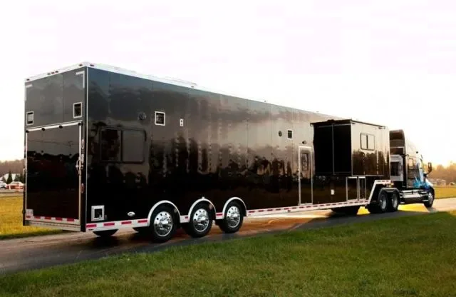 53FT ALUMINUM  LQ SHOW HAULER