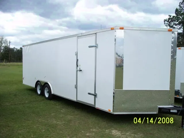 24FT CAR HAULER W/TANDEM 5200 LB. AXLES