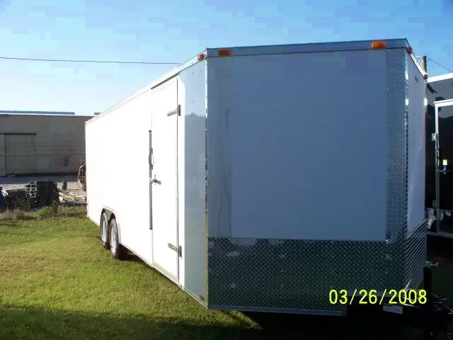 24 FT CAR HAULER WHITE W/STONEGUARD