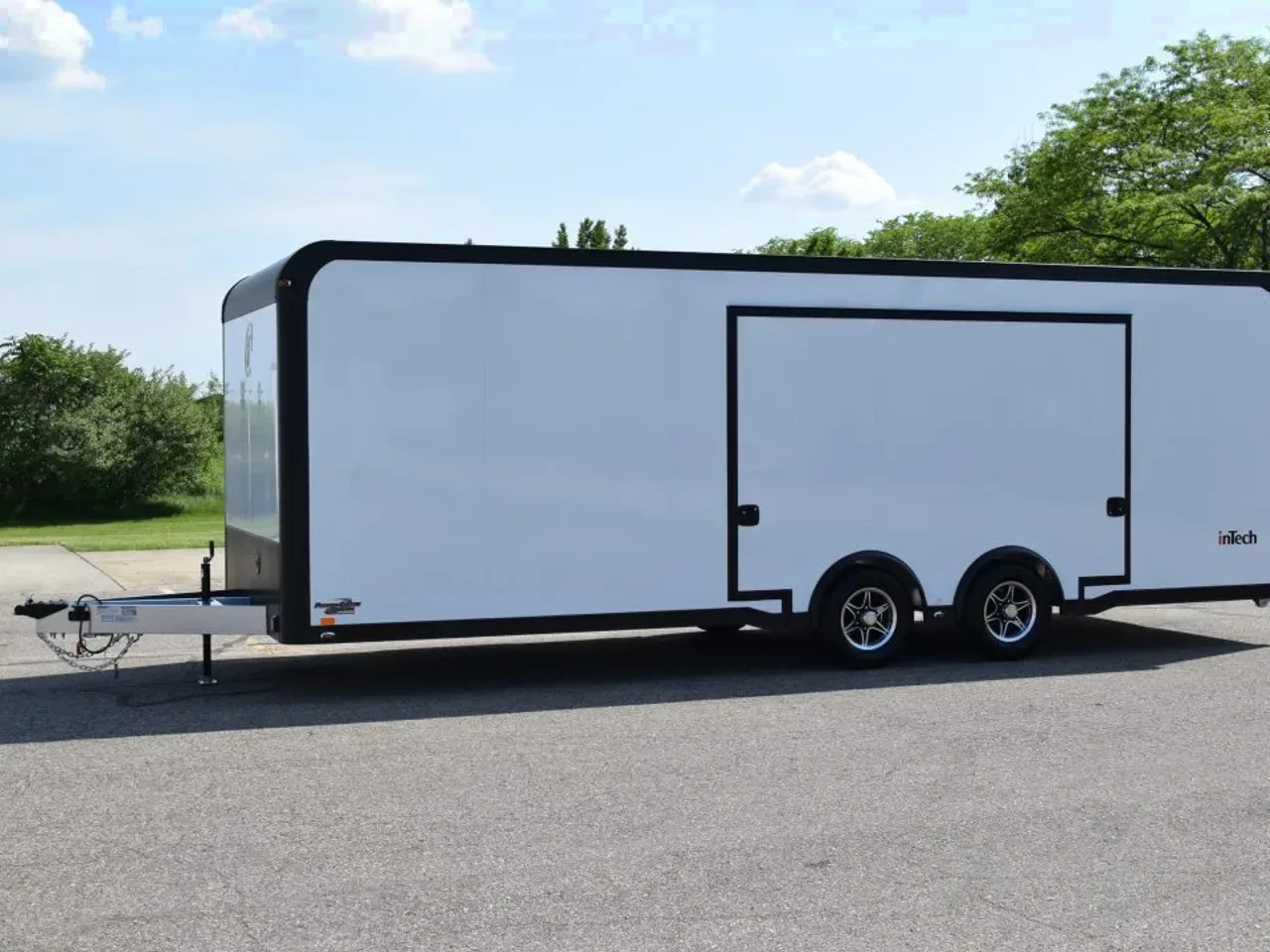INTECH 8.5x24 LITE SERIES ALL ALUMINUM RACE HAULER