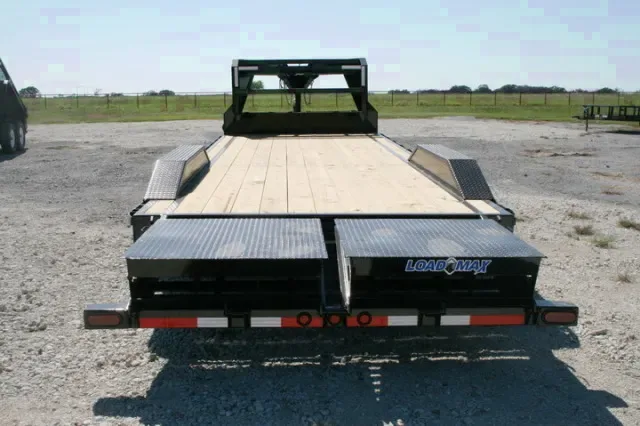 26ft Open Car Hauler-Gooseneck-Black Steel Frame PT Floor